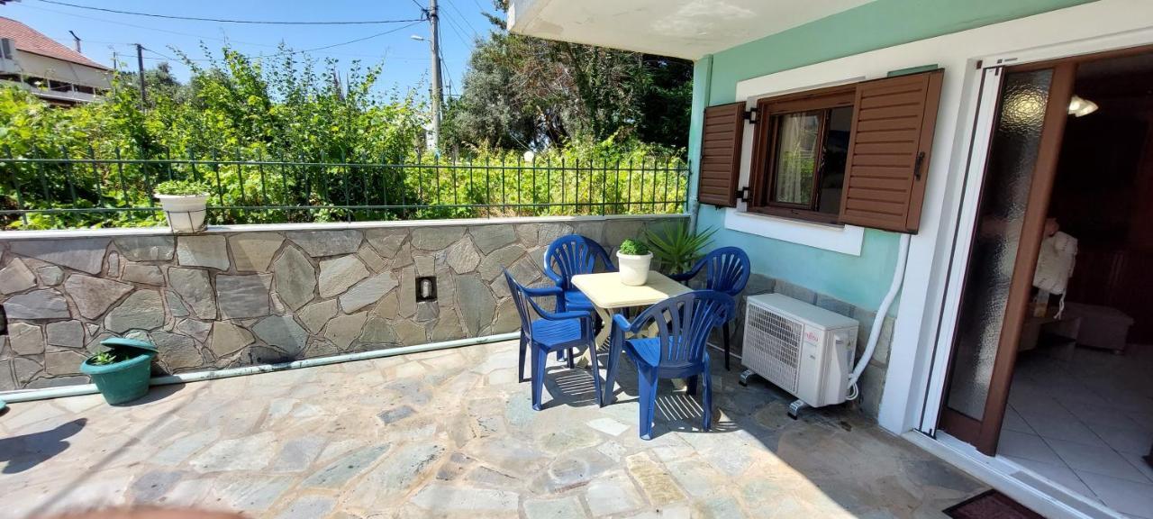 Piccolo Alloggio Tsoukaládhes Exterior foto